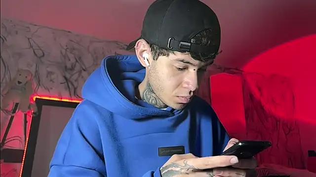 Saturno v online show from January 2025 11:20:01 AM