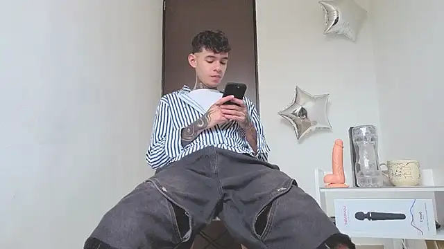 Saturno v online show from September 2025 11:10:01 AM