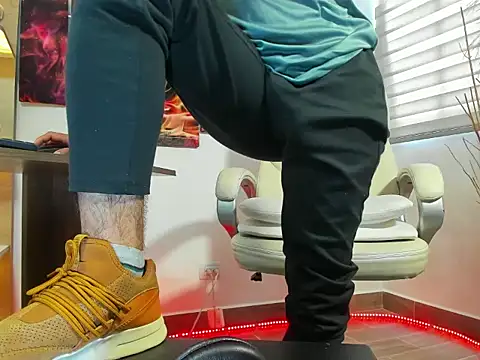 alessandro wye online show from February 2025 05:50:01 PM