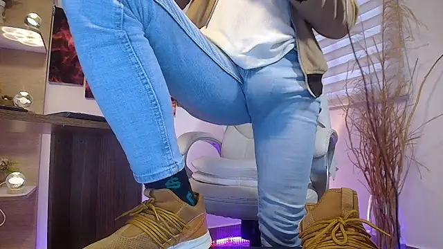 alessandro wye online show from March 2025 12:35:02 PM