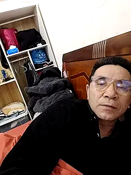 Snapshot of yjw6688 chatting on February 2026 04:04:01 PM yjw6688 online show from February 2026 04:04:01 PM