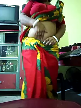 Snapshot of Riyaa_2024 chatting on December 2024 04:05:01 PM Riyaa 2024 online show from December 2024 04:05:01 PM