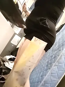 lilbishmiss online show from February 2025 07:50:01 AM