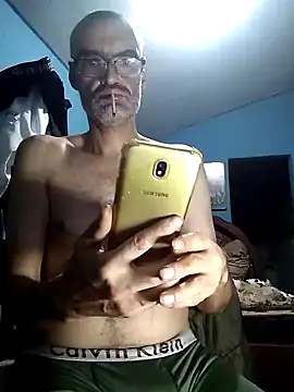 Snapshot of hugosafado333 chatting on February 2025 05:58:01 AM hugosafado333 online show from February 2025 05:58:01 AM