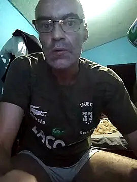 Snapshot of hugosafado333 chatting on March 2025 04:02:02 AM hugosafado333 online show from March 2025 04:02:02 AM