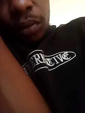 izinjamfee2 online show from November 2025 07:32:01 AM