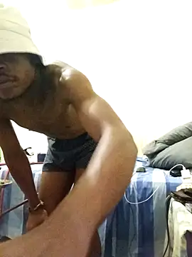 Snapshot of izinjamfee2 chatting on February 2026 08:34:01 PM izinjamfee2 online show from February 2026 08:34:01 PM