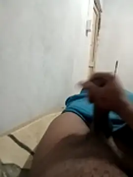 izinjamfee2 online show from April 2026 03:06:01 AM