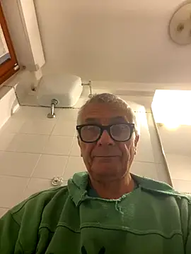 4n4l1zz4m1 online show from December 2025 05:51:02 PM