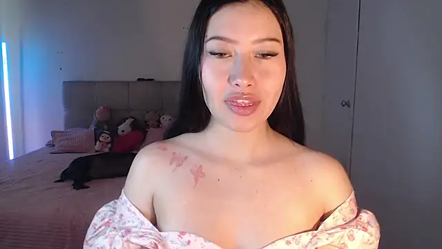 Emilyswan04 online show from January 2025 05:05:01 PM