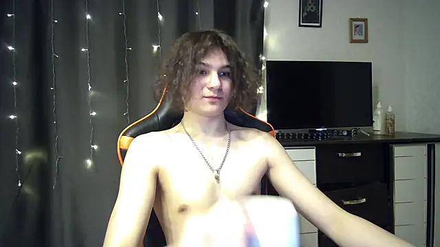 Snapshot of sweet_lucifer666 chatting on March 2025 08:48:02 PM sweet lucifer666 online show from March 2025 08:48:02 PM