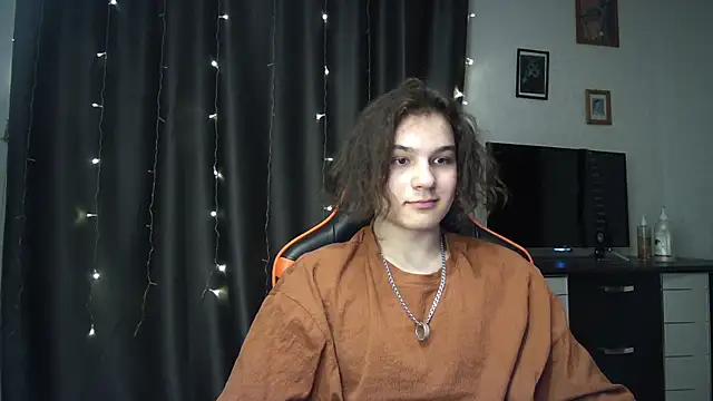 Snapshot of sweet_lucifer666 chatting on March 2025 07:25:01 PM sweet lucifer666 online show from March 2025 07:25:01 PM