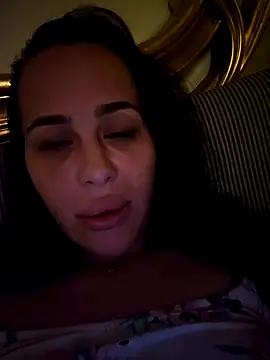 Liilii22 online show from January 2025 01:32:01 AM