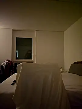 Liilii22 online show from February 2025 11:28:02 PM