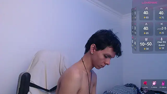 Snapshot of bryamado69 chatting on April 2026 01:09:02 PM bryamado69 online show from April 2026 01:09:02 PM