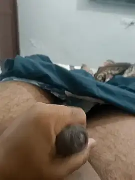 Snapshot of Gururonny07 chatting on March 2026 12:02:01 AM Gururonny07 online show from March 2026 12:02:01 AM