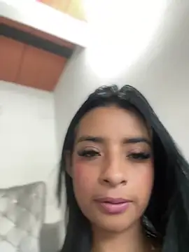 Snapshot of Laura_fernandezII chatting on January 2025 09:45:01 PM Laura fernandezII online show from January 2025 09:45:01 PM
