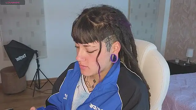 Snapshot of _sharlotte777 chatting on January 2026 02:22:02 PM sharlotte777 online show from January 2026 02:22:02 PM