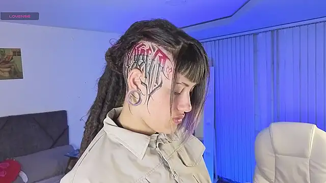 Snapshot of _sharlotte777 chatting on February 2026 01:22:01 PM sharlotte777 online show from February 2026 01:22:01 PM