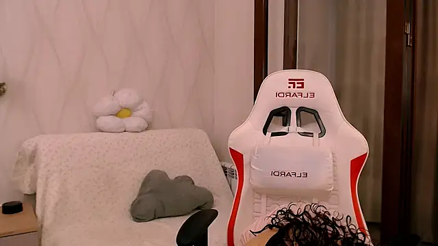 Ann  Cute online show from January 2026 06:29:01 AM