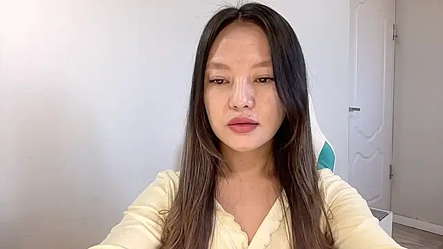 Risalynn online show from December 2024 03:45:02 AM