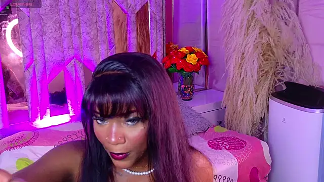 SarahBrunet online show from April 2026 12:47:01 AM