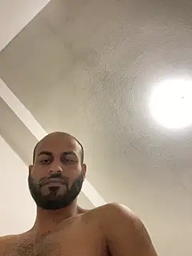 islandvybee55 online show from January 2025 04:47:02 AM