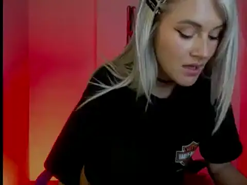 Snapshot of kim_jeins11 chatting on January 2025 02:56:01 AM kim jeins11 online show from January 2025 02:56:01 AM