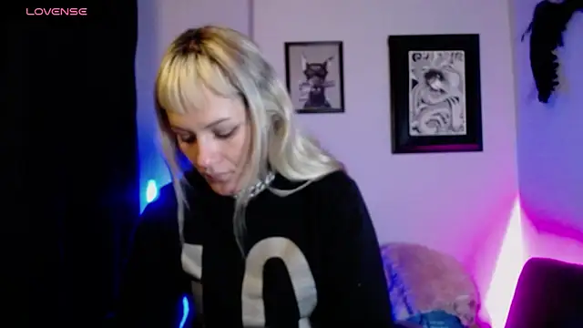 Snapshot of kim_jeins11 chatting on October 2025 03:51:02 AM kim jeins11 online show from October 2025 03:51:02 AM