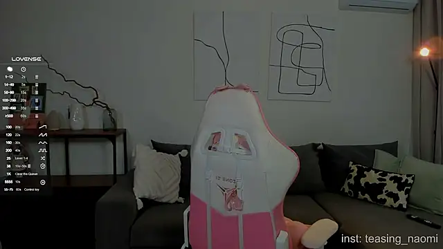 Snapshot of aesthetics__tease chatting on February 2026 04:09:01 AM aesthetics tease online show from February 2026 04:09:01 AM