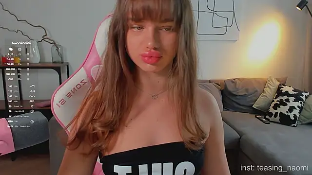 Snapshot of aesthetics__tease chatting on March 2026 04:18:01 AM aesthetics tease online show from March 2026 04:18:01 AM