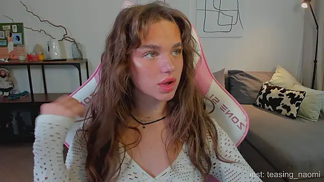 Snapshot of aesthetics__tease chatting on March 2026 03:33:01 AM aesthetics tease online show from March 2026 03:33:01 AM