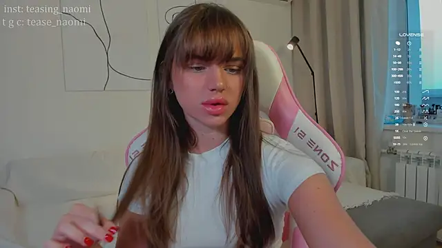 Snapshot of aesthetics__tease chatting on March 2026 01:22:02 AM aesthetics tease online show from March 2026 01:22:02 AM