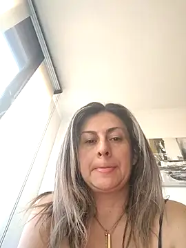 Latiinvenushot online show from March 2026 01:50:02 PM