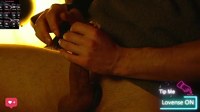 coupleofficial online show from April 2026 09:31:02 PM