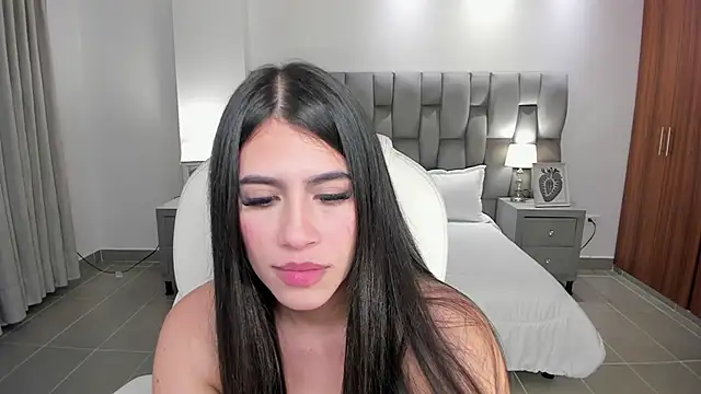 Snapshot of sarita_evanss chatting on December 2024 09:44:01 AM sarita evanss online show from December 2024 09:44:01 AM