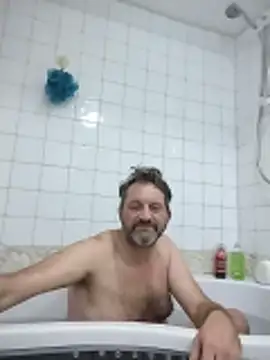 Vernalot 76 online show from November 2025 05:51:02 PM