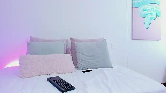Snapshot of Alexis_Rosse chatting on July 2026 03:14:01 PM Alexis Rosse online show from July 2026 03:14:01 PM