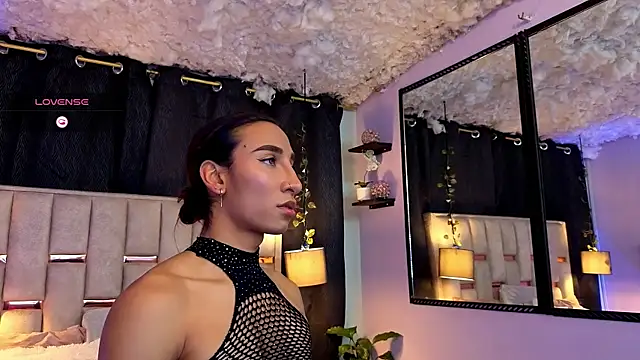 Nathan Smith  online show from September 2025 07:59:02 PM