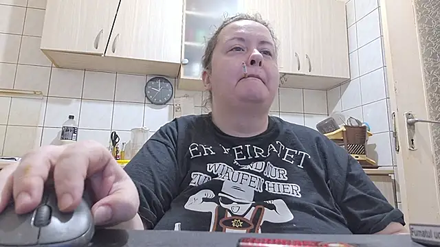 Snapshot of melissaBlessing chatting on February 2025 06:02:01 AM melissaBlessing online show from February 2025 06:02:01 AM