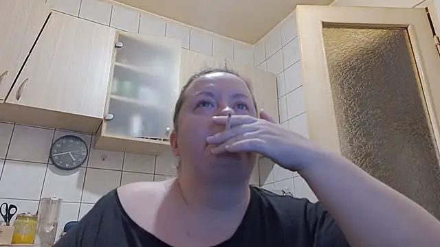 Snapshot of melissaBlessing chatting on January 2026 02:36:01 AM melissaBlessing online show from January 2026 02:36:01 AM