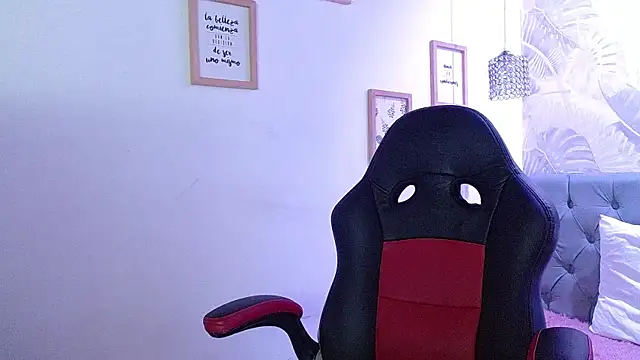 violletha online show from February 2025 03:20:02 PM