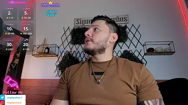 Angelgraham 1 online show from February 2026 05:00:02 PM