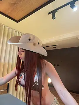 Snapshot of carolynnetrujillo chatting on May 2026 05:37:01 AM carolynnetrujillo online show from May 2026 05:37:01 AM