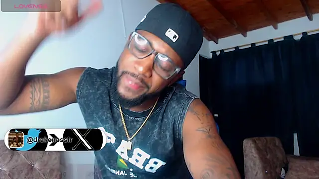 Snapshot of Drake_Nassir4 chatting on July 2026 07:22:01 AM Drake Nassir4 online show from July 2026 07:22:01 AM