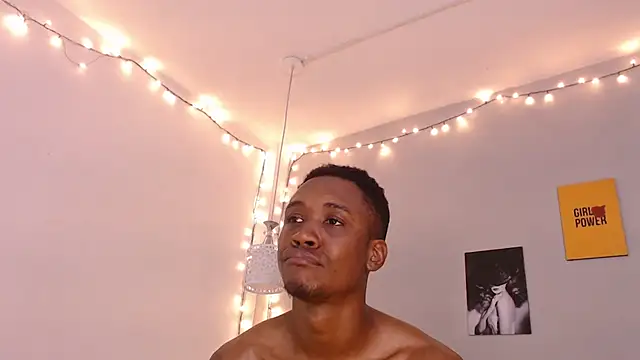 Snapshot of Kimandyuk chatting on January 2025 10:19:01 PM Kimandyuk online show from January 2025 10:19:01 PM