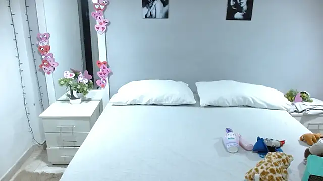 Snapshot of Kimandyuk chatting on March 2025 06:55:01 PM Kimandyuk online show from March 2025 06:55:01 PM