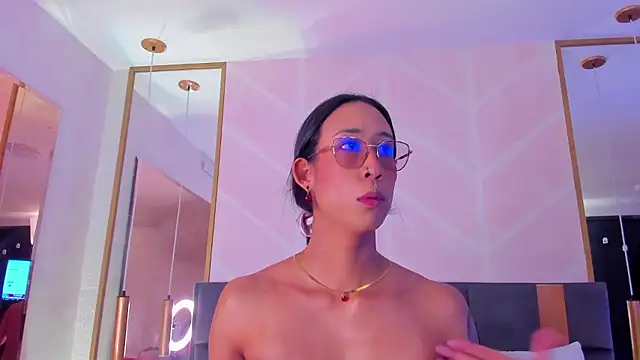 GabyPetit online show from January 2026 07:51:02 PM