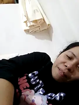 Snapshot of doggiepossession chatting on March 2025 03:39:02 PM doggiepossession online show from March 2025 03:39:02 PM