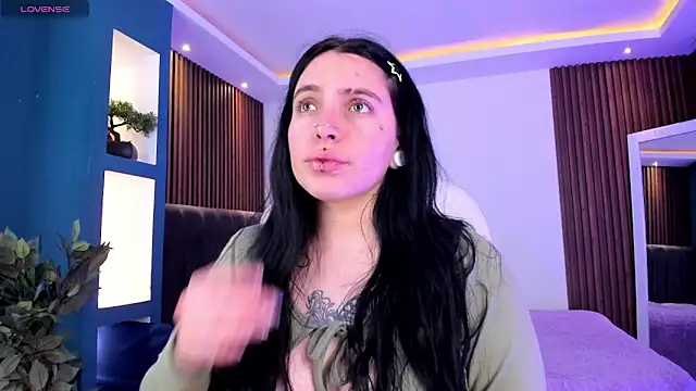 Lucy Smith2 online show from February 2025 04:04:02 AM